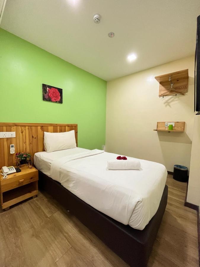 Apple Hotel Shah Alam Exterior photo