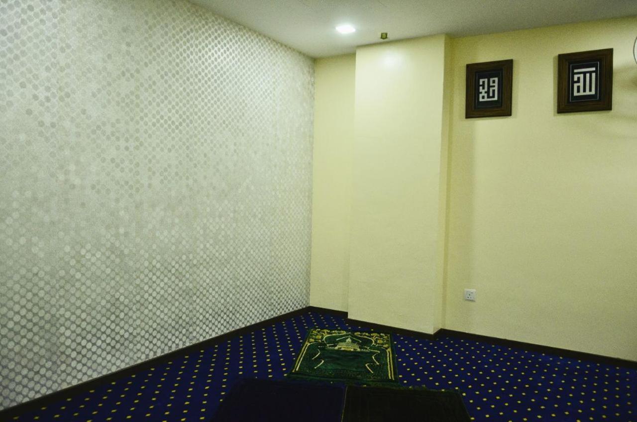 Apple Hotel Shah Alam Exterior photo