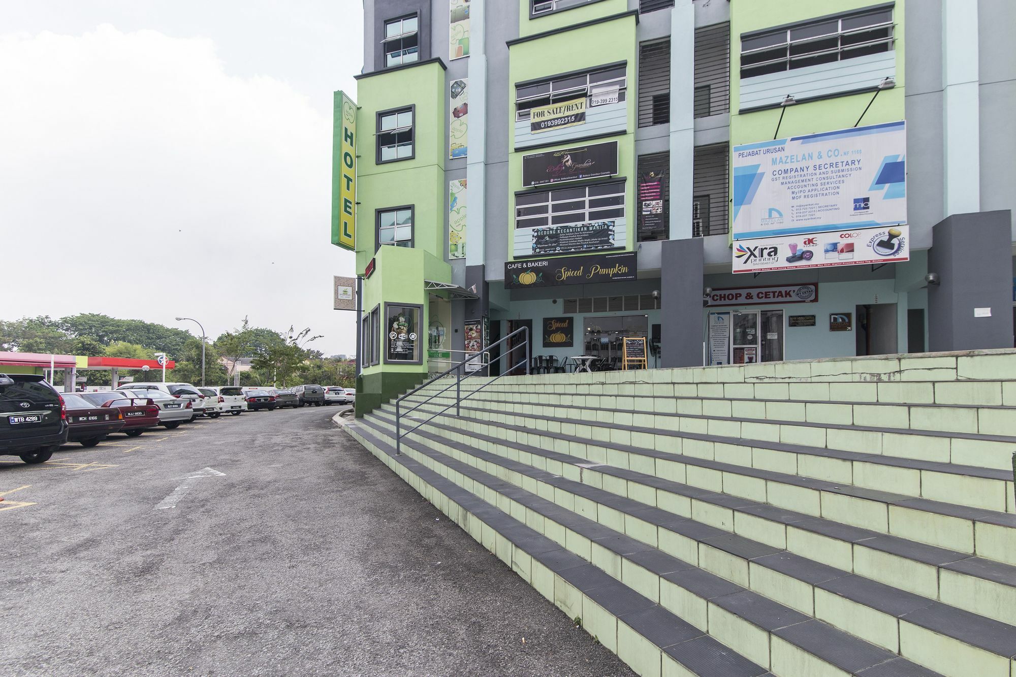 Apple Hotel Shah Alam Exterior photo